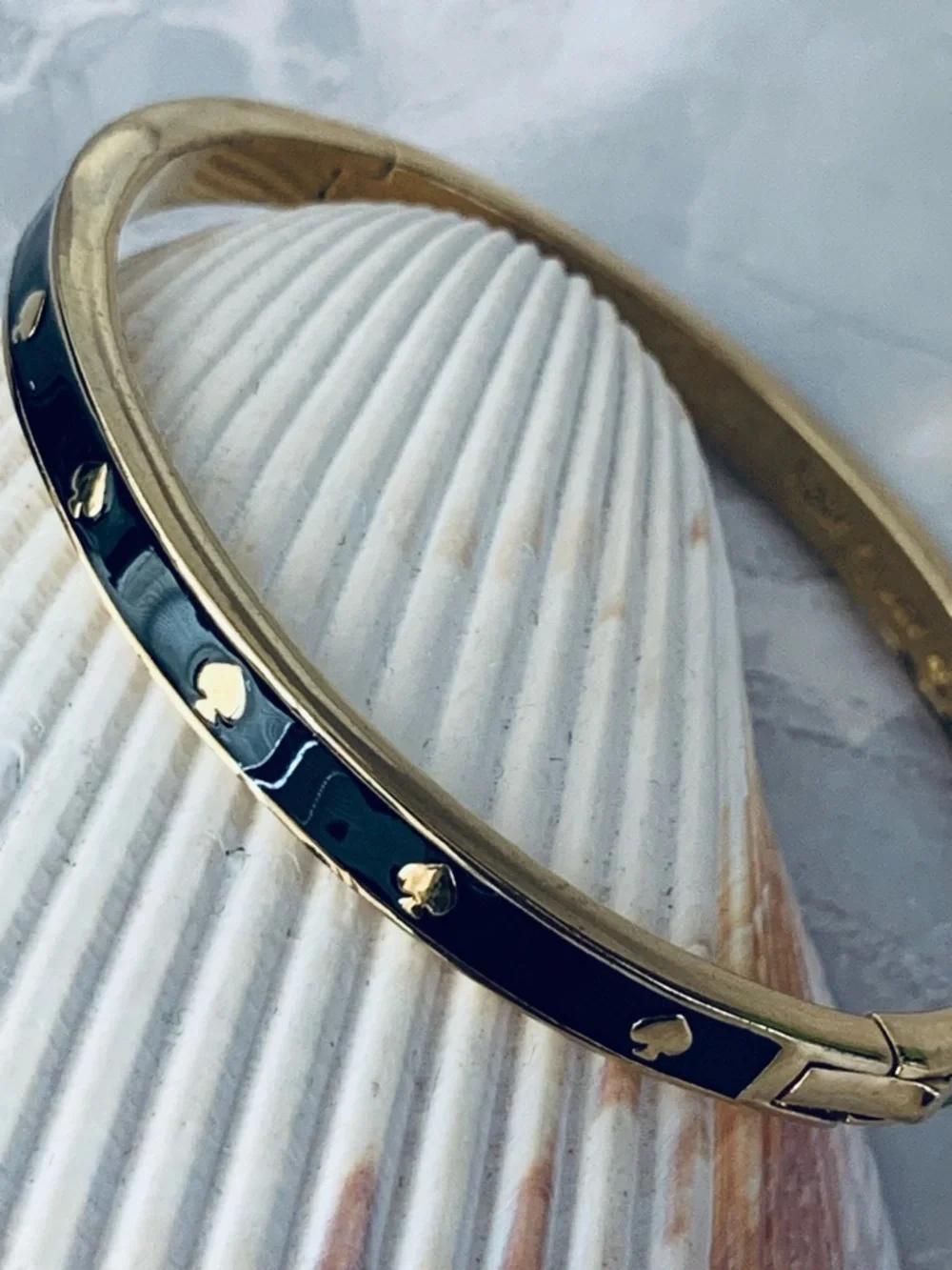 Spot The Spade Enamel Hinged Bangle Bracelet - Picture 2 of 8